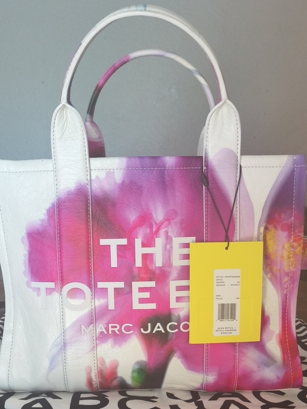 Marc Jacobs FUTURE FLORAL MEDIUMLeather  Tote with Pink and Purple Floral Print